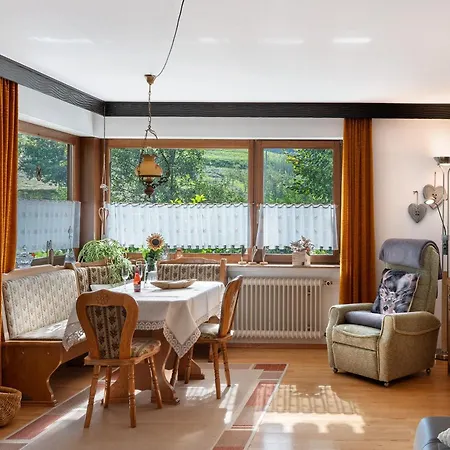 Apartamento Haus Schindler Ottenhofen im Schwarzwald