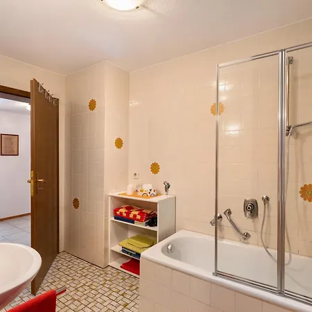 Haus Schindler Appartement *